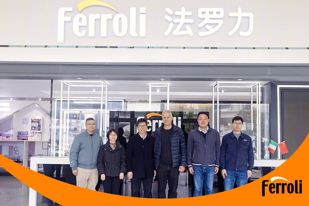 鹤山市市长张华景考察尊老凯时人生就是博广东生产基地