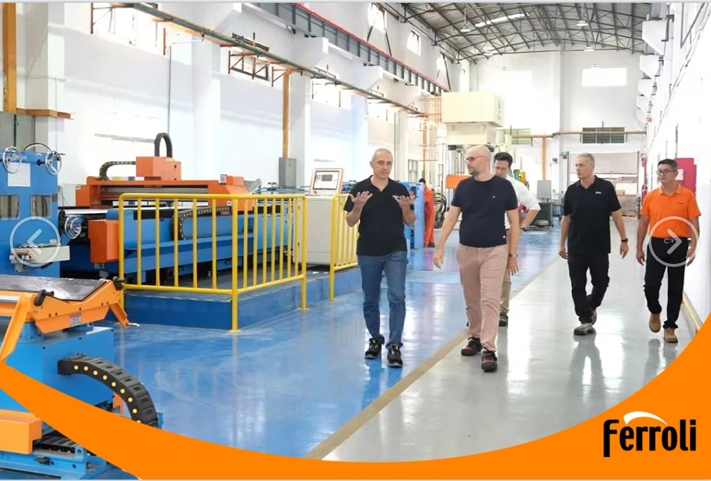 尊老凯时人生就是博CEO一行莅临中国区广东生产基地视察